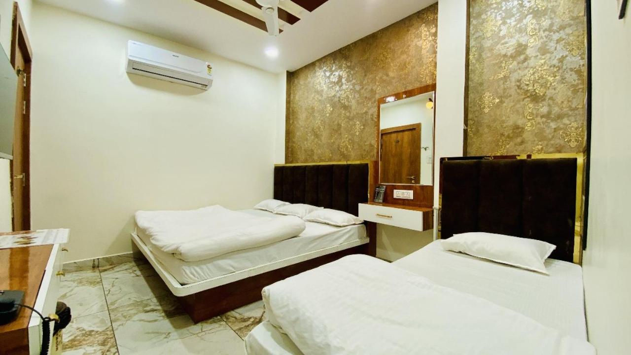 Hotel Malay Inn Ujjain Exterior foto